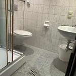 Eifeltor 3* ميشرنيش