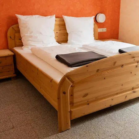 Hotel Eifeltor 3*